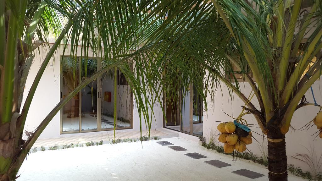 White Sand Lodge Maafushi Esterno foto
