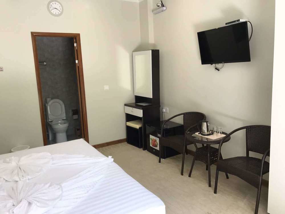 White Sand Lodge Maafushi Esterno foto